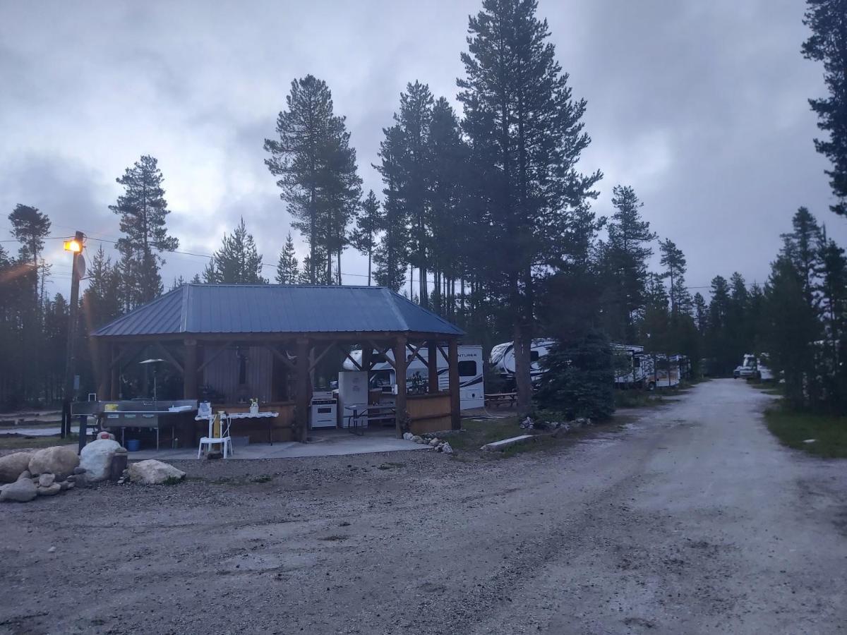 Blue River Cabins & Campgrounds Esterno foto